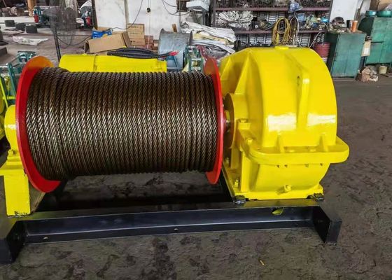 Wharf 3t 5t Electric Wire Rope Winch 1000m Lifting Height For Mining